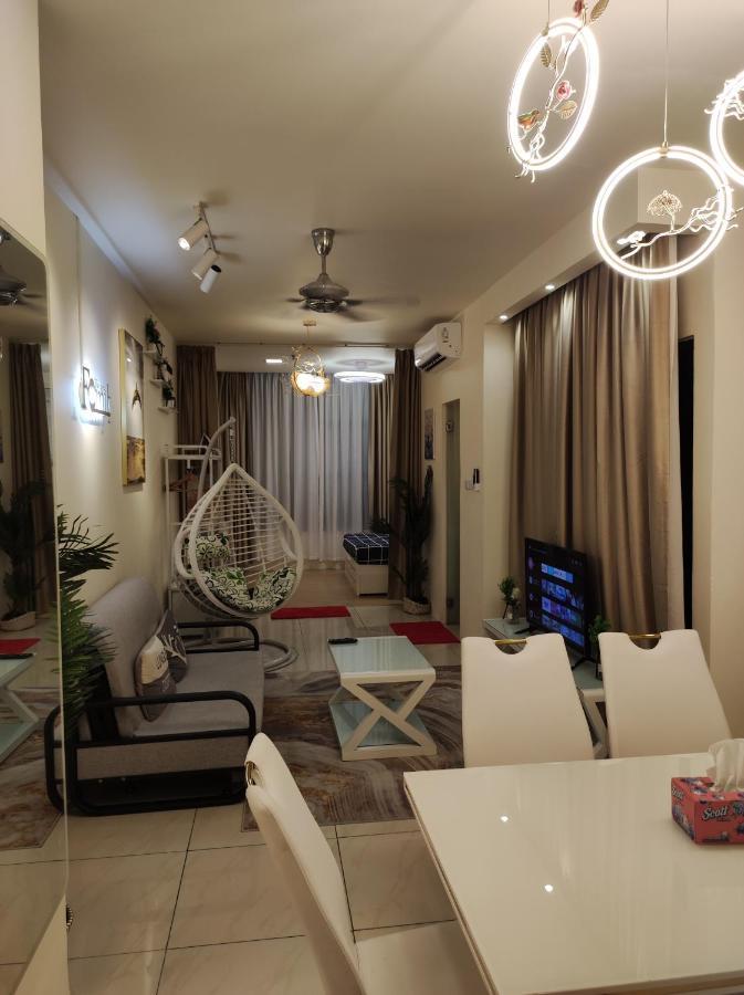 Thirteen Residence Tr06 @ Itcc Manhattan Suites 코타키나발루 외부 사진